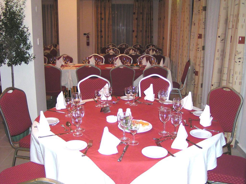 Crown Inn Hotel Nicosia Exterior photo